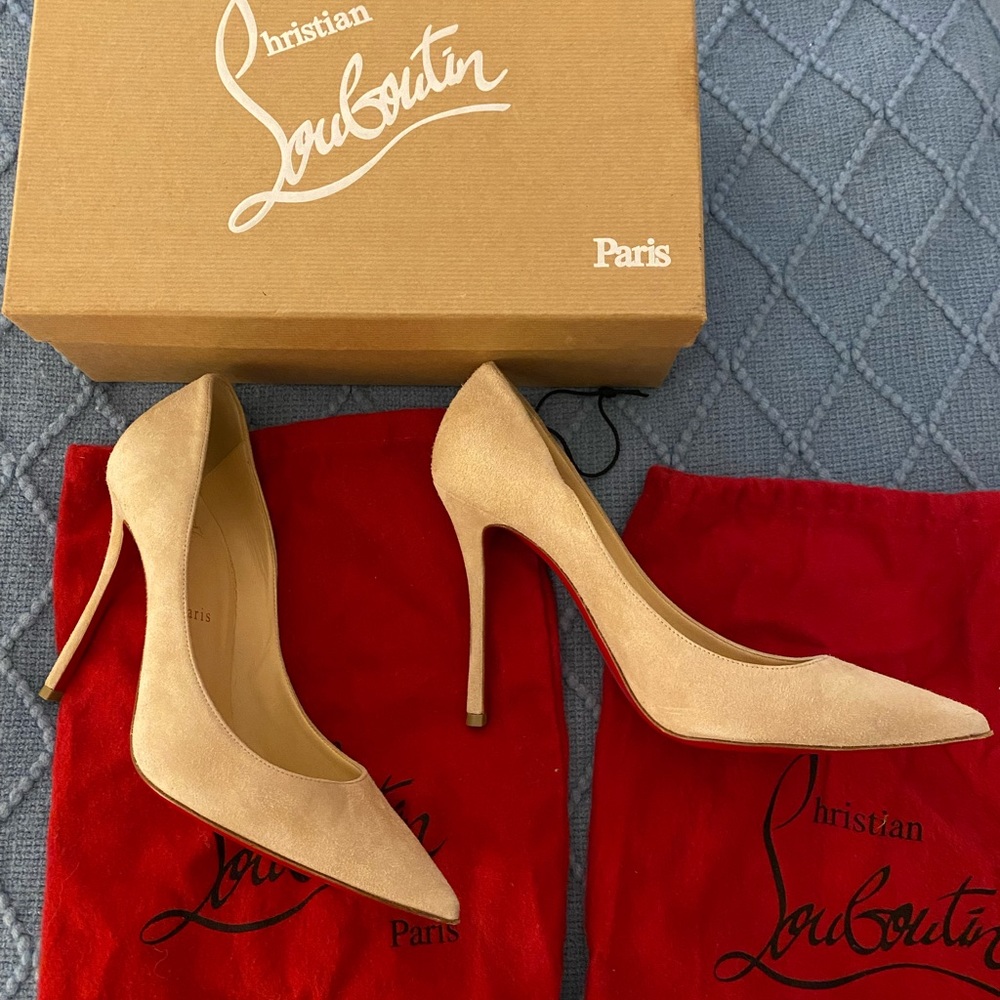 Louboutin Decoltish 100 Veau Velours Sz 39 US 9 B Beige